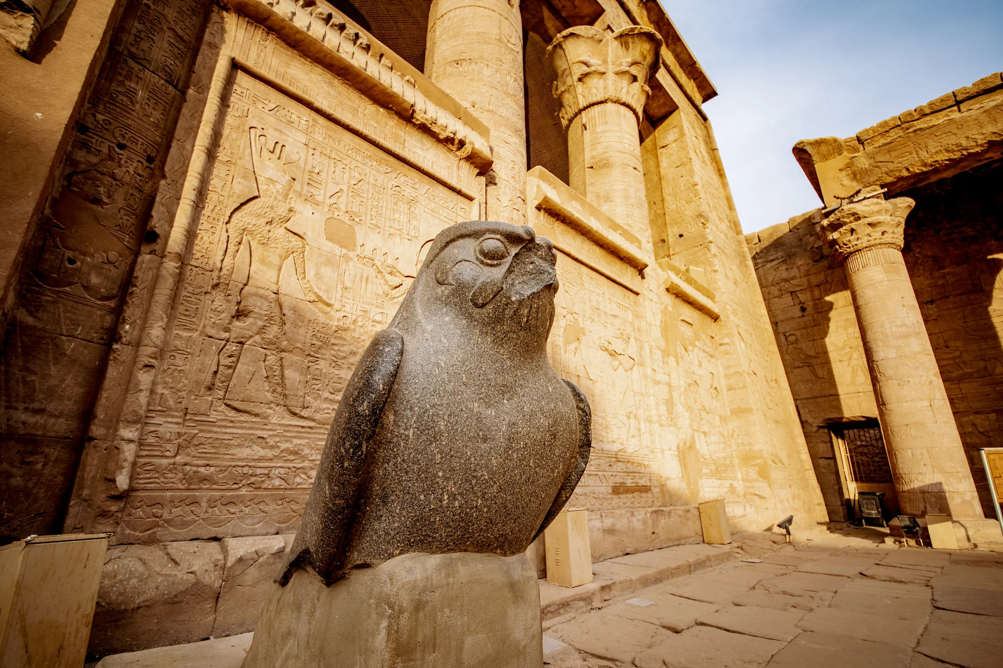 Horus, God of the Sky: Power, Kingship, and Eternal Protection