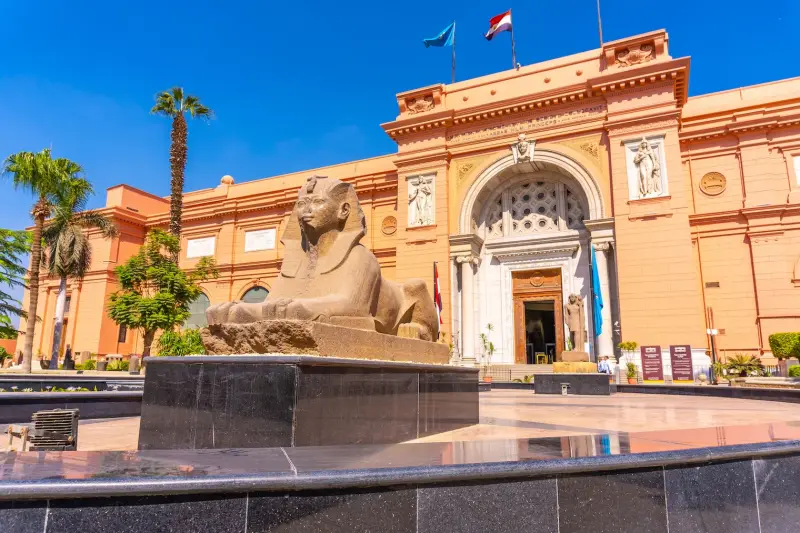 Jednodniowa wycieczka do Kairu z Marsa Alam – piramidy i muzeum samolotem – zdjęcie 6