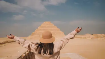 Private Giza & Saqqara Tour from Sahl Hasheesh | Memphis & Khan El Khalili Bazaar - Photo 1 - Image 3