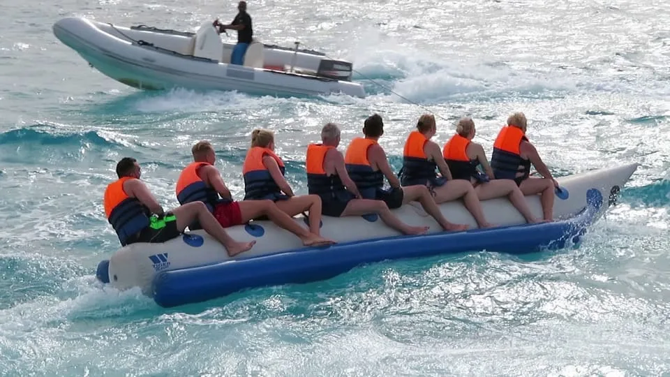 Sahl Hasheesh: Glass Boat and Parasailing with Watersports - Image 13