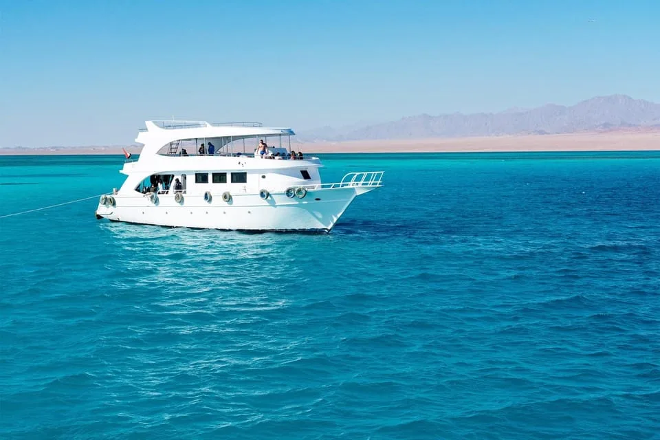 Sahl Hasheesh: Orange Bay Yacht Cruise with Private Transfer - Image 2