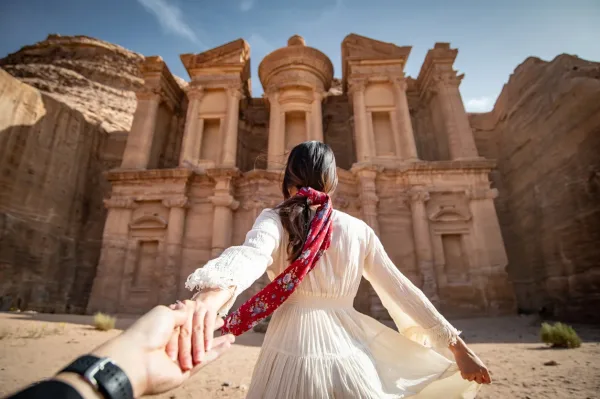 Excursie de o zi la Petra din Sharm El Sheikh cu feribotul și autobuzul