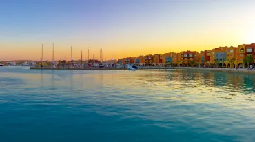 Hurghada: Guided City Highlights Tour with Optional Shopping Stops - Photo 2