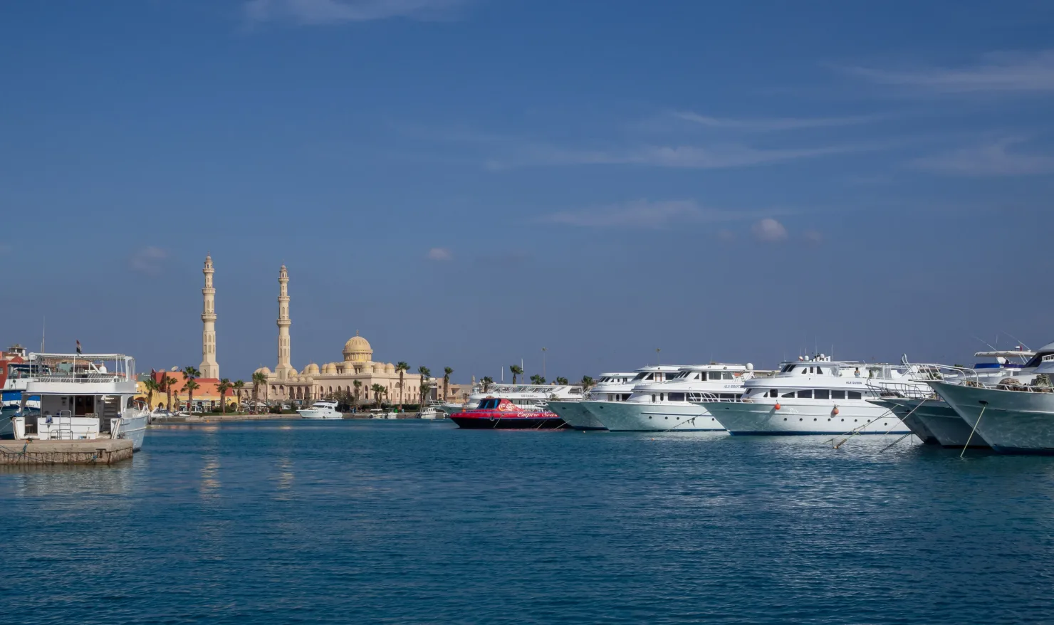 Hurghada: Guided City Highlights Tour with Optional Shopping Stops - Photo 9