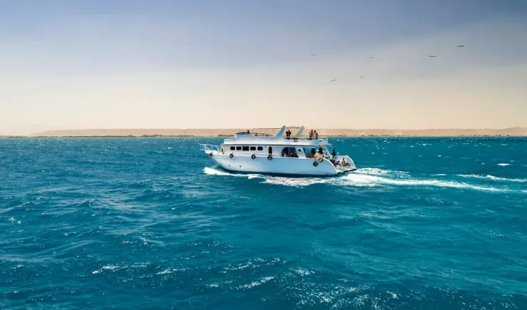 Hurghada: Giftun Island Tour with Snorkeling & Buffet Lunch - Photo 3
