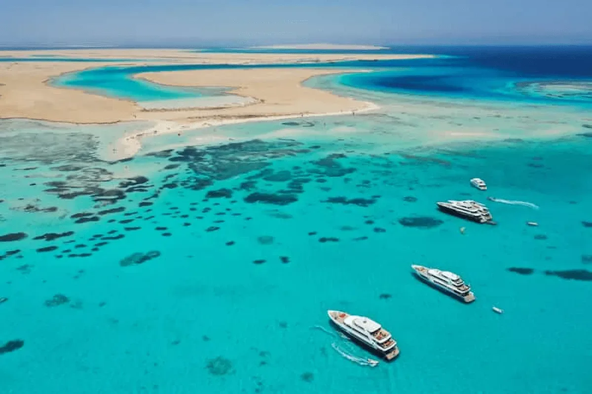 Hurghada: Giftun & Orange Bay Tour with Snorkeling & Lunch - Photo 17