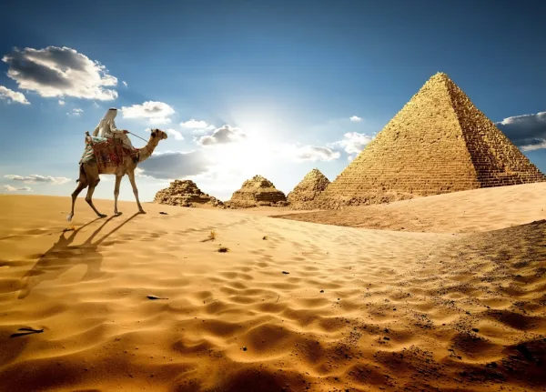 Cairo: Sightseeing Tour to Pyramids of Giza & Sphinx - Image 4