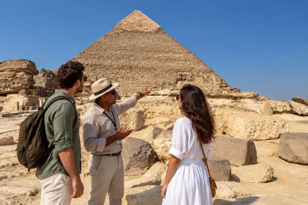 Private Giza & Saqqara Tour from Sahl Hasheesh | Memphis & Khan El Khalili Bazaar