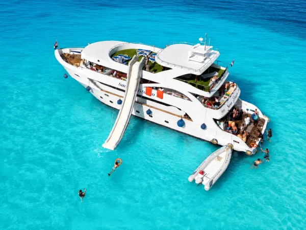 Sharm El Sheikh: Crociera Premium VIP in Yacht - Isola Bianca e Ras Mohammed