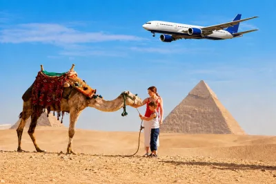 Hurghada: Całodniowa Wycieczka do Kairu Samolotem – Piramidy w Gizie i Muzeum Egipskie
