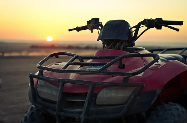 Da Safaga: Semi-sottomarino con ATV privato e tour della città
