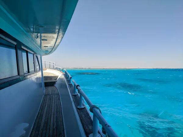 Sharm El Sheikh: Luxury Boat Cruise with Snorkeling &amp; Lunch - Egypt Tour
