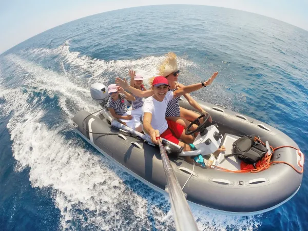 Sahl Hasheesh: Gita Privata in motoscafo – 3 punti di snorkeling
