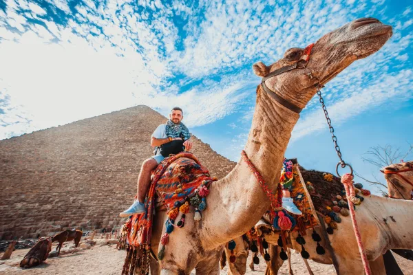 Safaga: Tour privato di 2 giorni al Cairo, Giza, Saqqara e Memphis