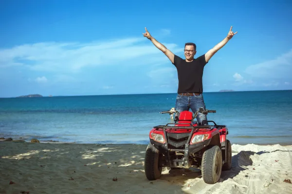 Da El Gouna: Tour in quad lungo il mare e le montagne