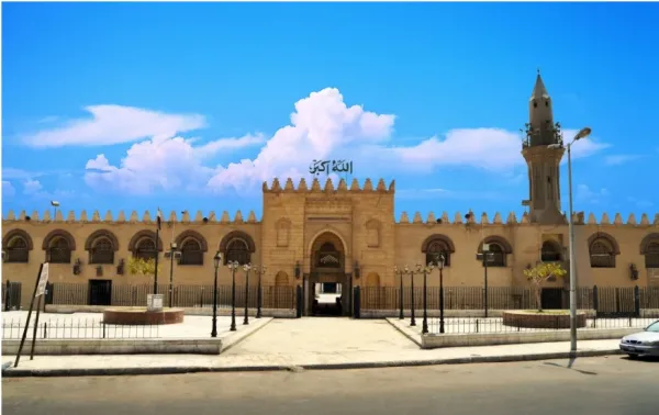 جامع عمرو بن العاص | دليل الزيارة والتاريخ في القاهرة