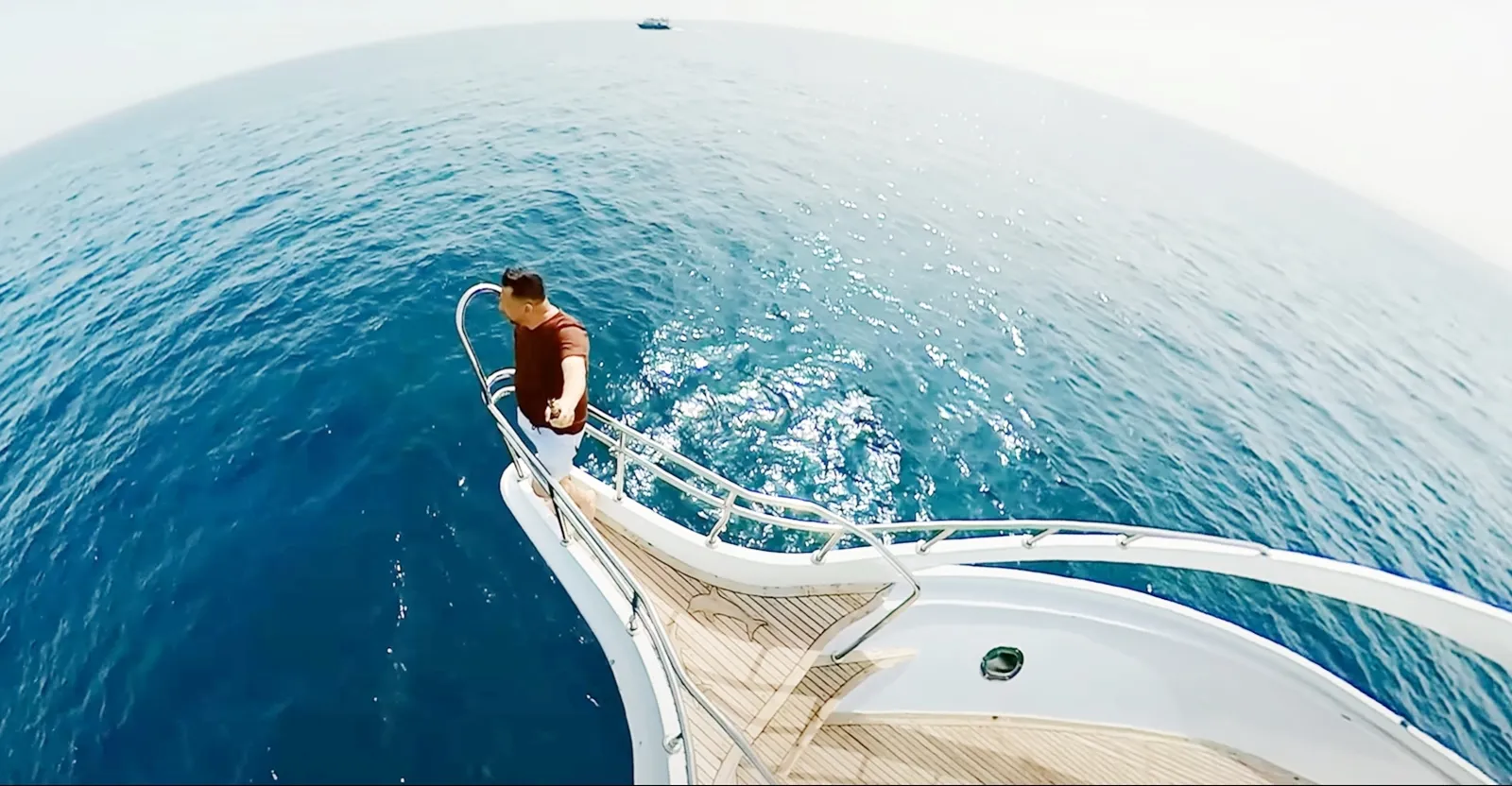 Tour bateau vers Orange Bay avec arrêts plongée
