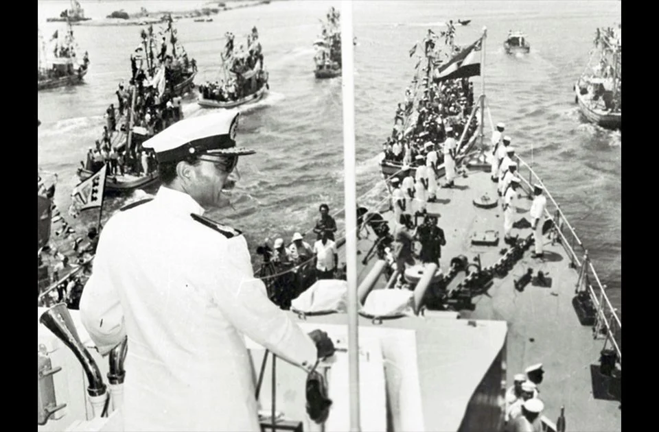 President Sadat at the Suez Canal reopening ceremony, 1975