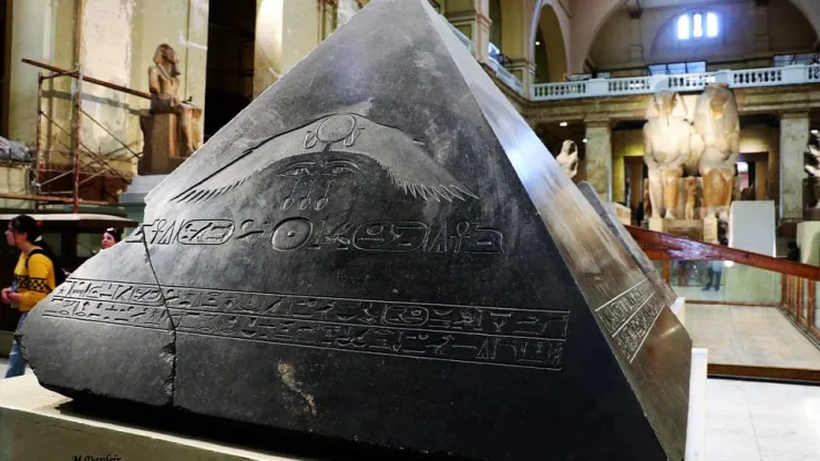 Cairo: Giza Pyramids Camel Ride and Egyptian Museum Tour - Image 15