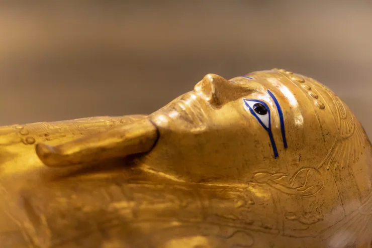 Cairo: Female-Guided Pyramids, Bazaar, and Museum Tour - Image 1