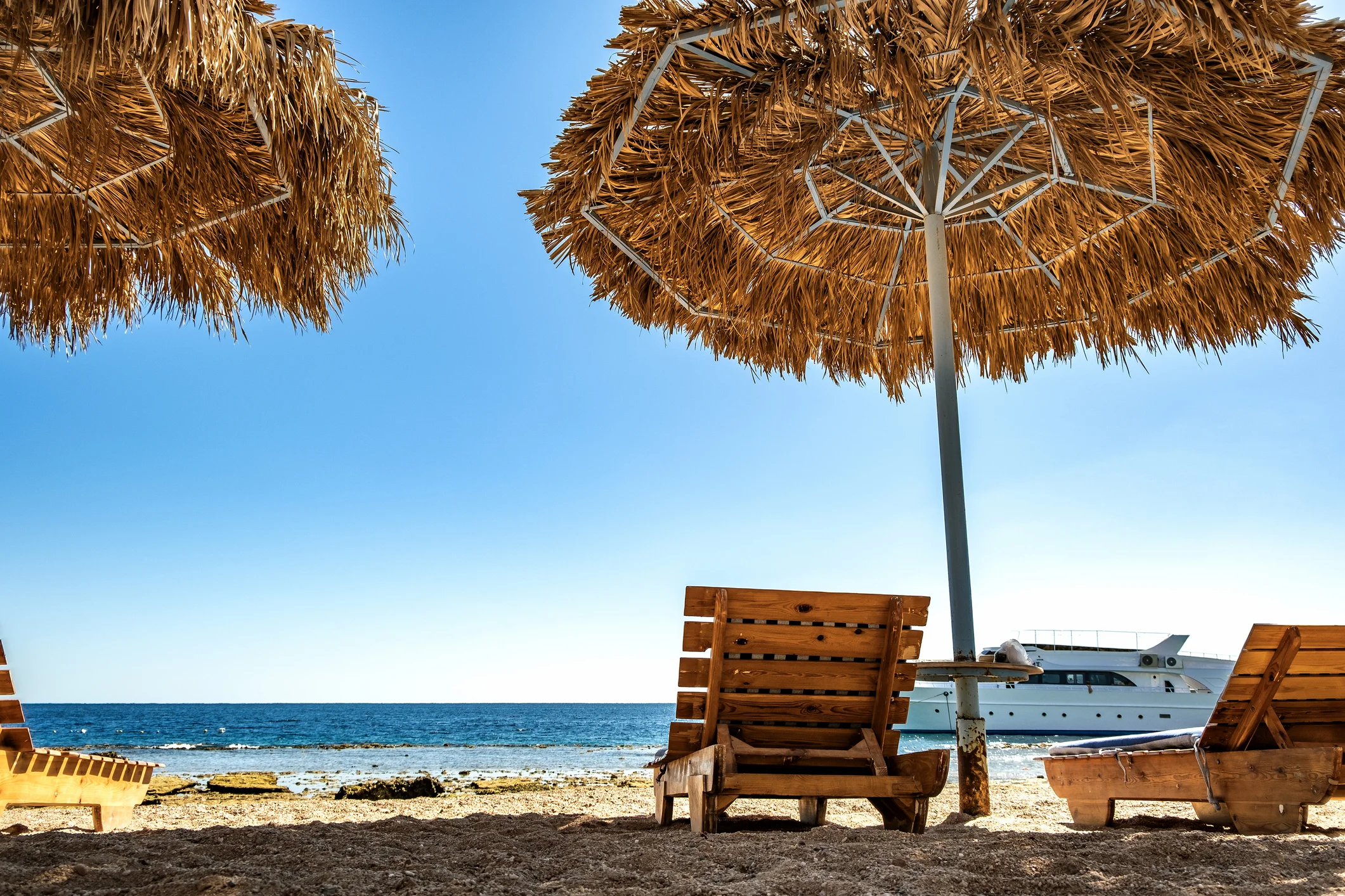 From El Gouna: Orange Island Trip with Lunch, Dive, and Parasail