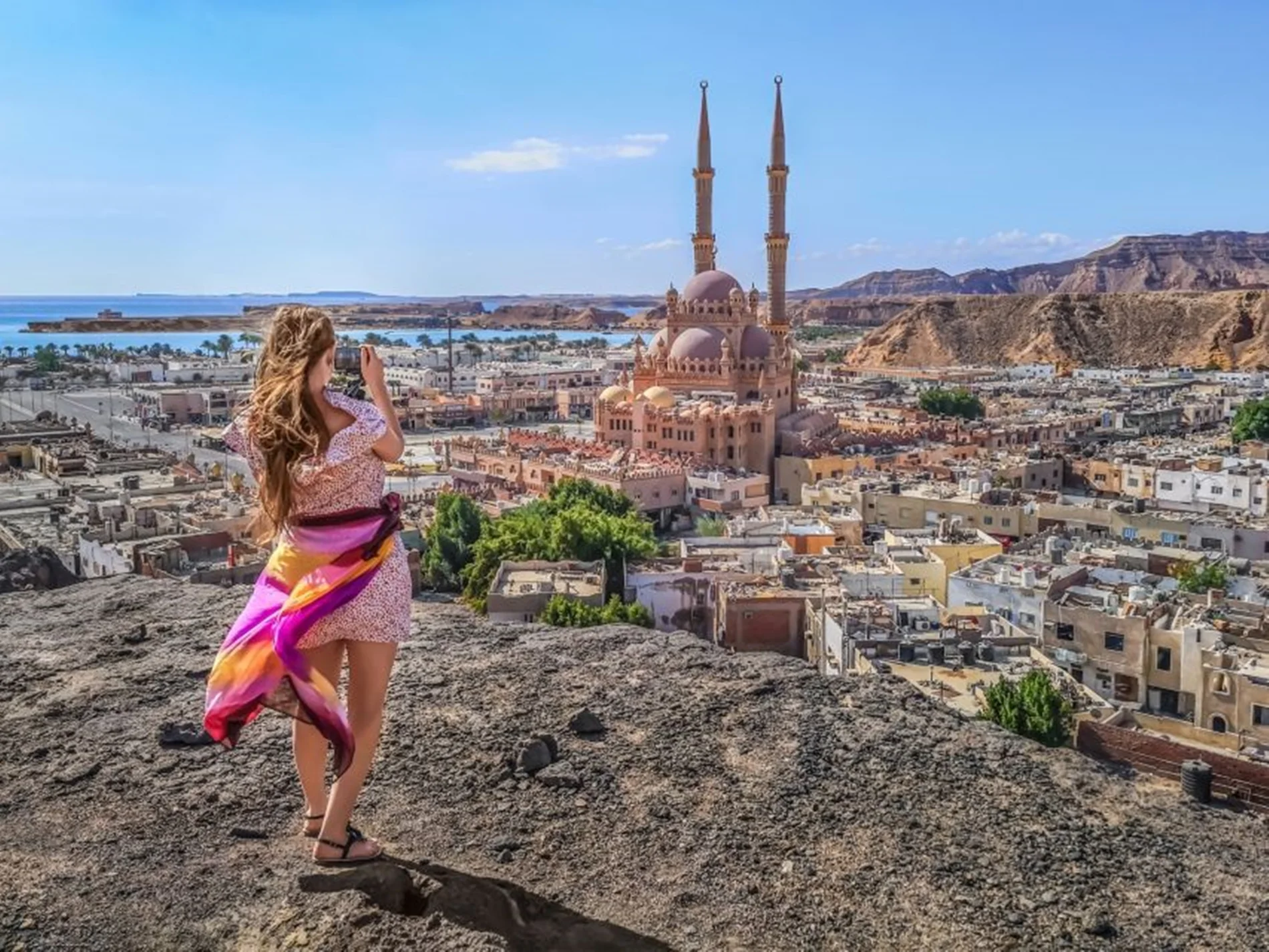 Sharm El Sheikh: Private City Highlights Tour & Parasailing