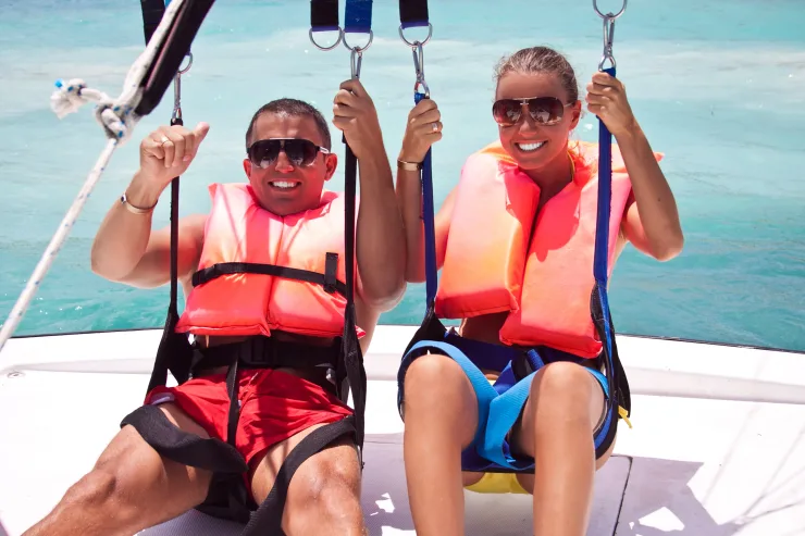 Hurghada: Glass Boat and Parasailing Trip with Snorkeling - Photo 4