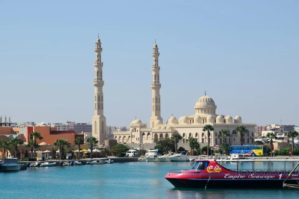 From El Gouna: Empire Semi Submarine Trip with Snorkeling