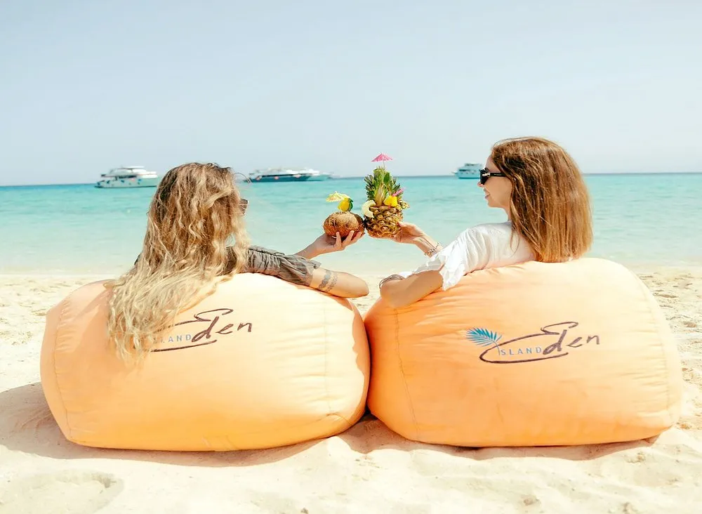 From Makadi: Full-Day Boat Trip to Aden Island with Snorkeling & Lunch