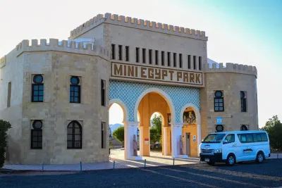 Depuis El Gouna : Billet d’entrée pour Mini Egypt Park, visite et transferts