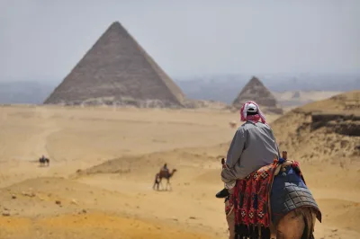 From Sharm El Sheikh: 2-Day Cairo & Pyramids Tour by Plane with Pyramids-View Hotel