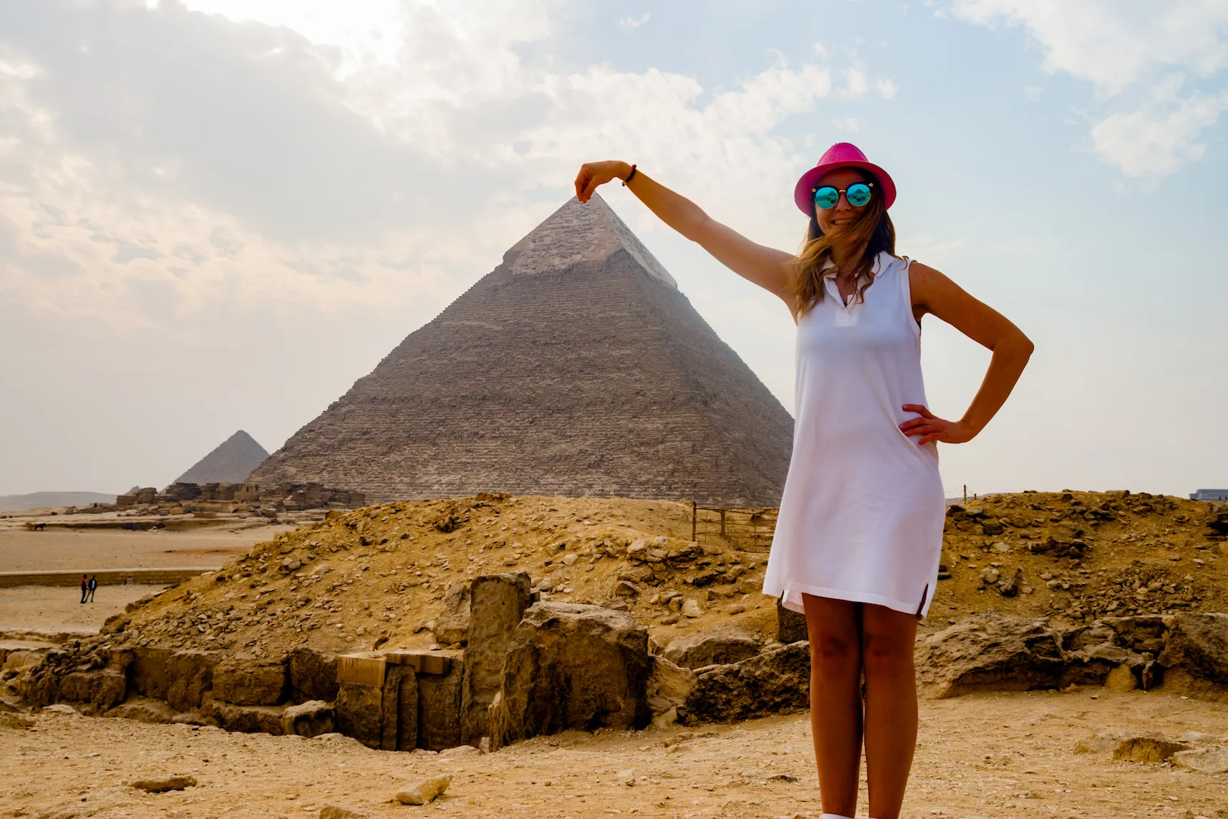 From Sharm El Sheikh: 2-Day Cairo & Pyramids Tour by Plane with Pyramids-View Hotel