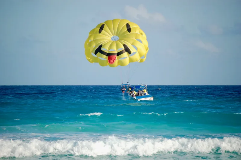 Makadi Bay: Parasailing, Jet Boat, Banana, Sofa & Transfers - Photo 10