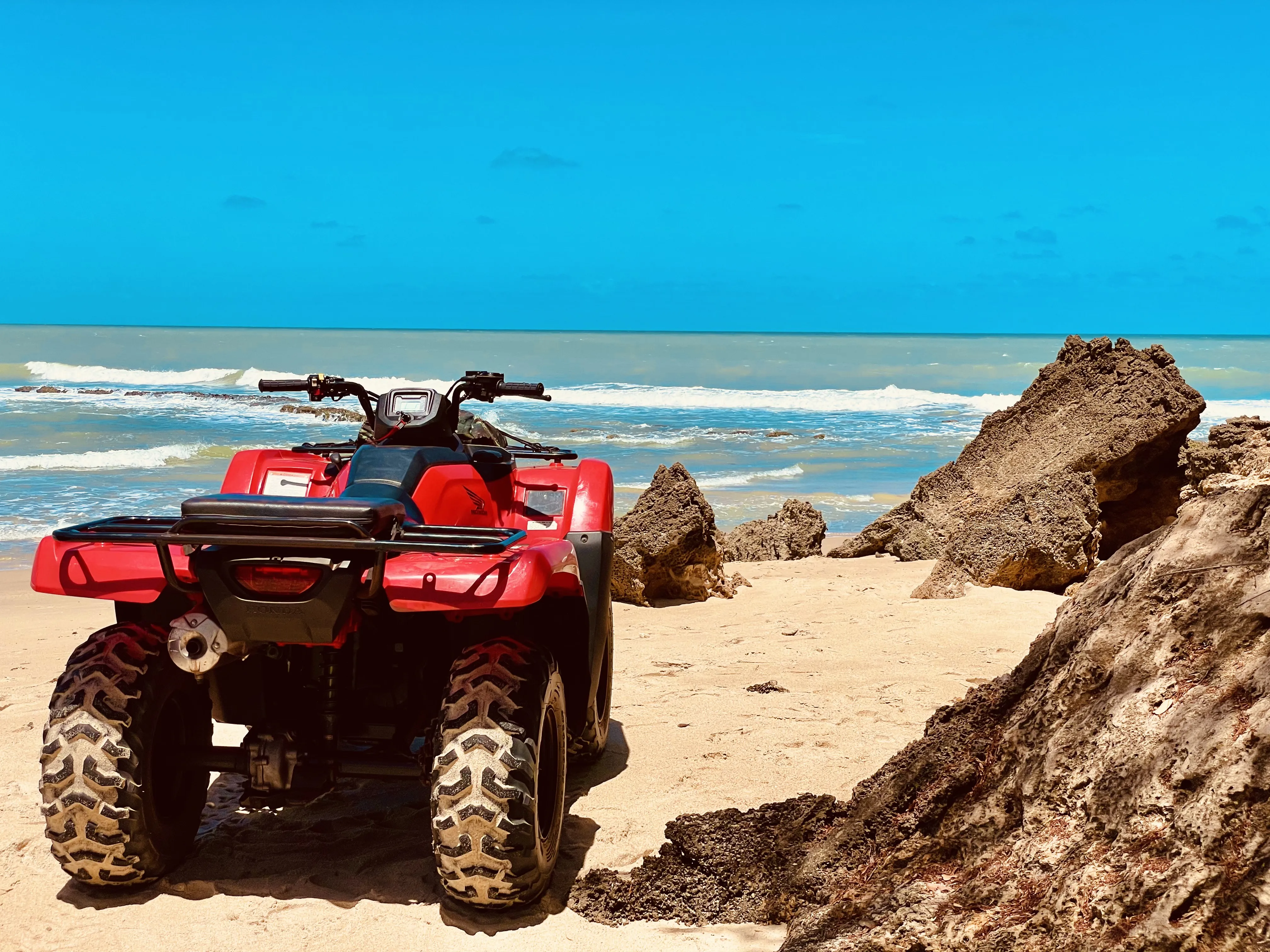 Makadi bay: Semi Submarina & ATV Quad Along The Sea