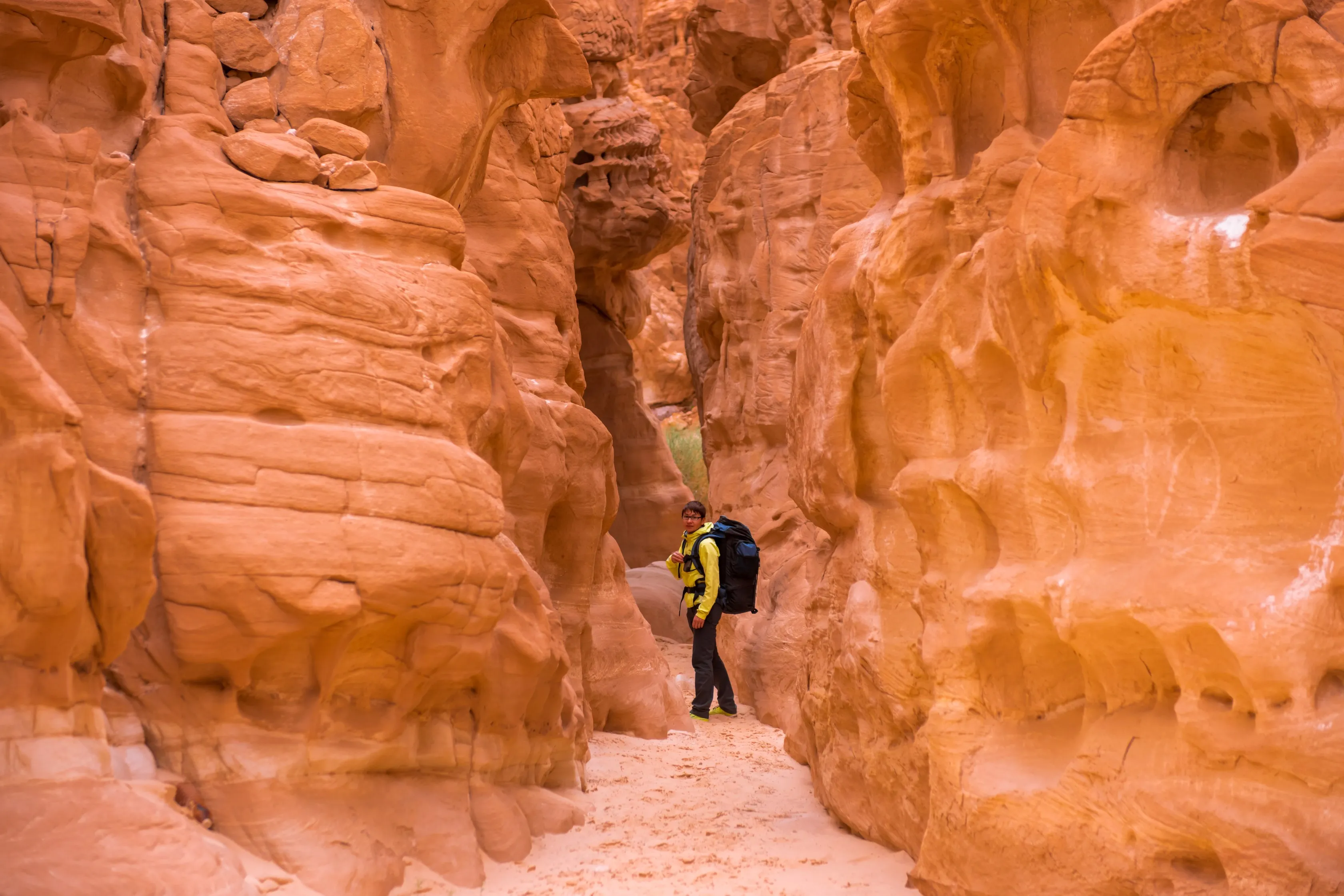 Sharm El Sheikh: Colored Canyon, Blue Hole, and Dahab Day Trip Adventure
