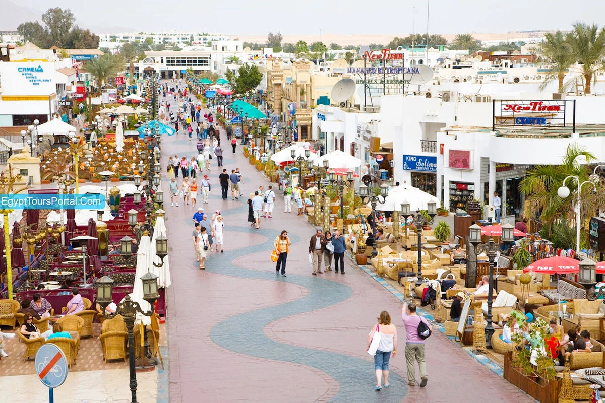 Zatoka Naama Sharm El Sheikh: żywa atmosfera, malownicze widoki i rozrywka